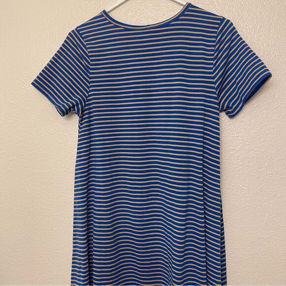 LuLaRoe t shirt dress stretch blue stripe crew neck hi low modest XS - Picture 9 of 10